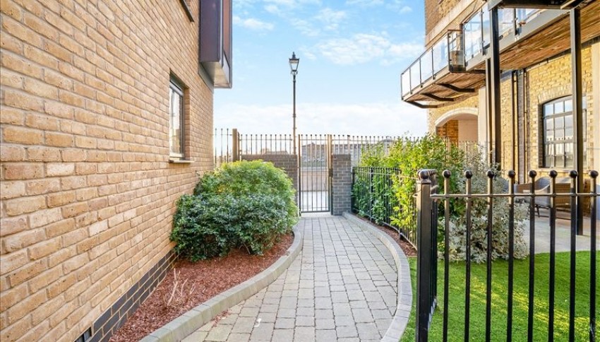 Images for Palace Wharf, Rainville Road, London EAID:1234 BID:1234