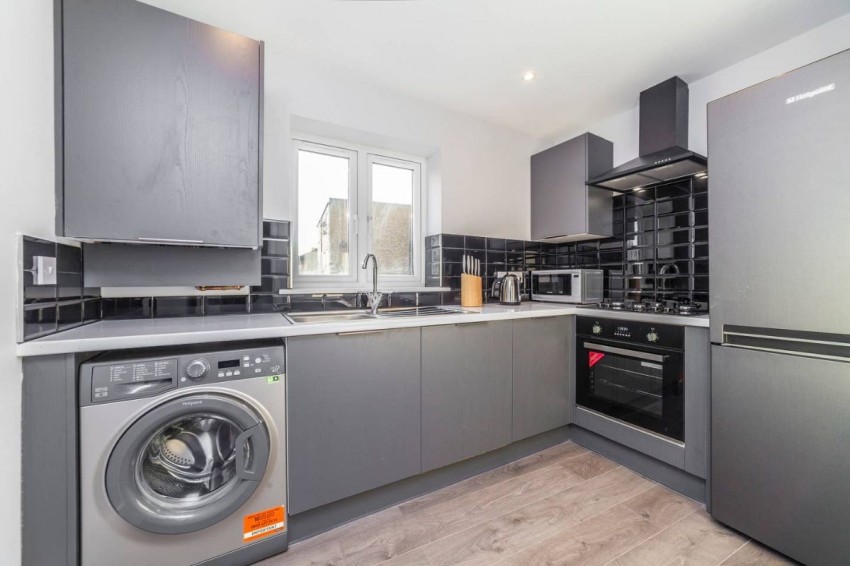 Images for Hanson Street, London EAID:1234 BID:1234