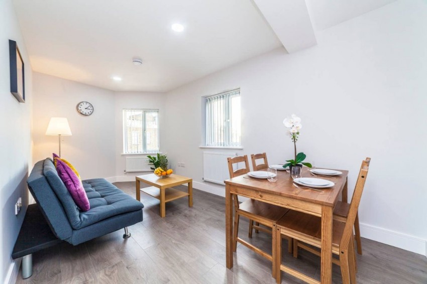 Images for Hanson Street, London EAID:1234 BID:1234