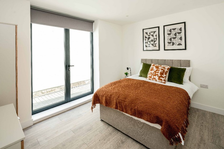 Images for Cuckoo Hall Lane, London EAID:1234 BID:1234