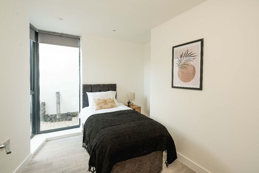 Images for Cuckoo Hall Lane, London EAID:1234 BID:1234