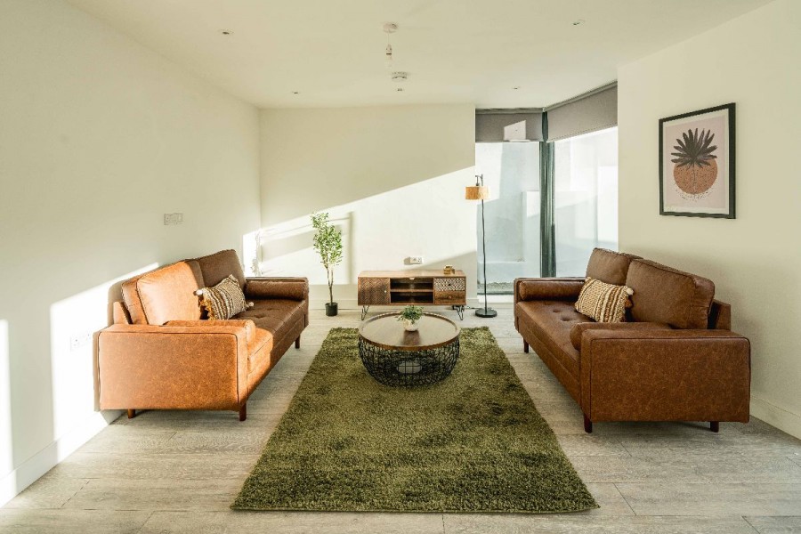 Images for Cuckoo Hall Lane, London EAID:1234 BID:1234