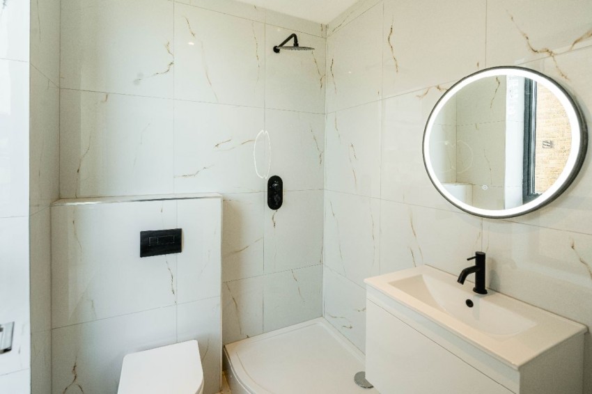 Images for Cuckoo Hall Lane, London EAID:1234 BID:1234