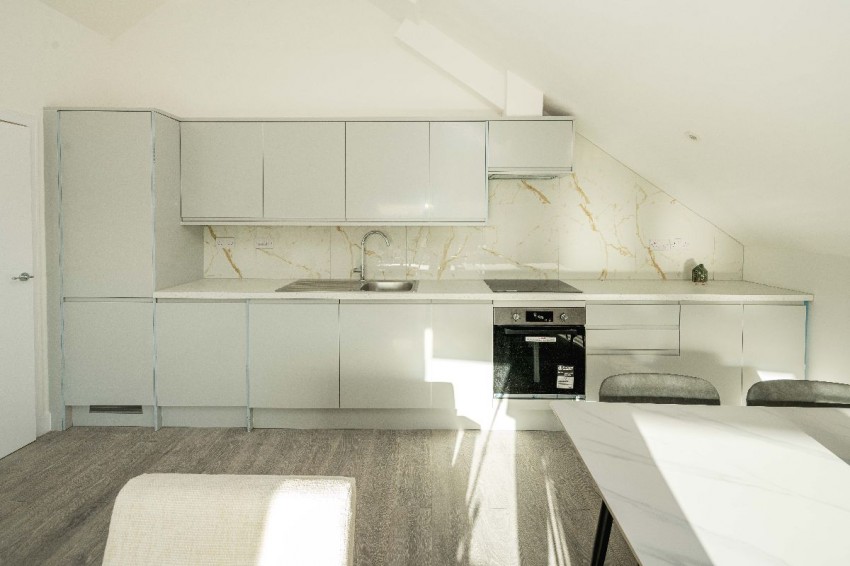 Images for Cuckoo Hall Lane, London EAID:1234 BID:1234