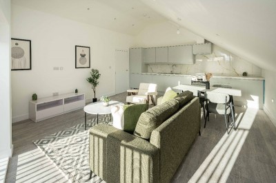 Images for Cuckoo Hall Lane, London EAID:1234 BID:1234