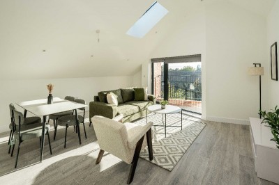 Images for Cuckoo Hall Lane, London EAID:1234 BID:1234