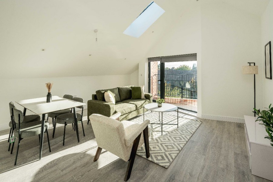 Images for Cuckoo Hall Lane, London EAID:1234 BID:1234