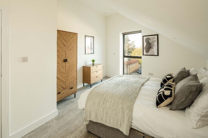 Images for Cuckoo Hall Lane, London EAID:1234 BID:1234