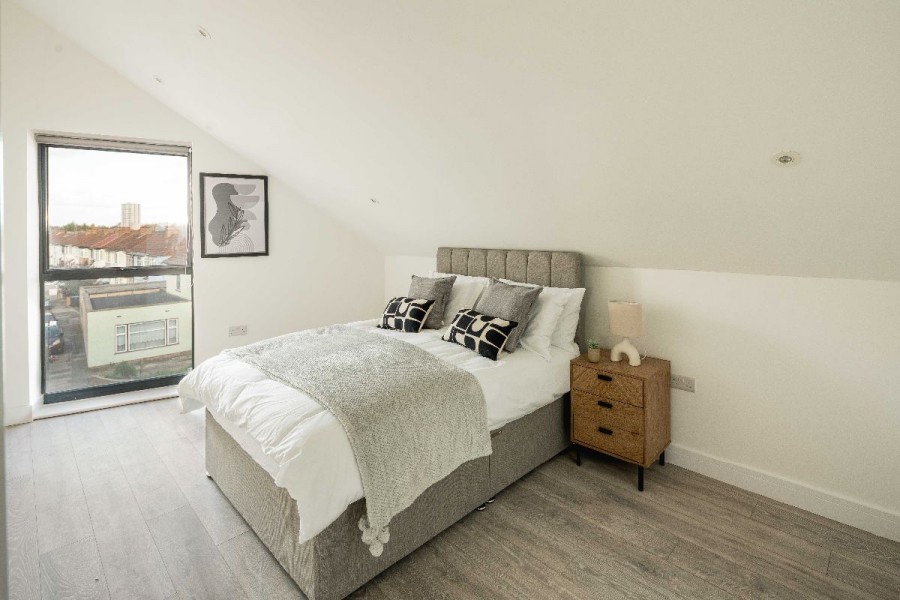 Images for Cuckoo Hall Lane, London EAID:1234 BID:1234