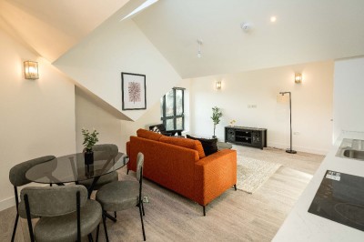 Images for Cuckoo Hall Lane, London EAID:1234 BID:1234