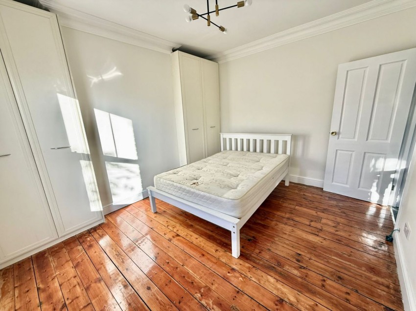 Images for Ravenshaw Street, London EAID:1234 BID:1234