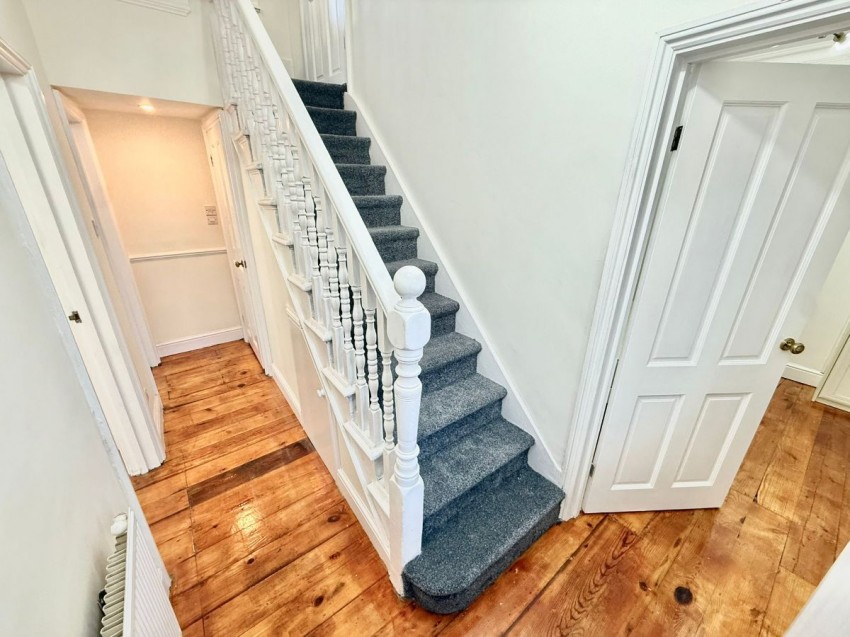 Images for Ravenshaw Street, London EAID:1234 BID:1234