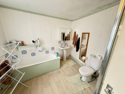 Images for a Holloway Road, London EAID:1234 BID:1234