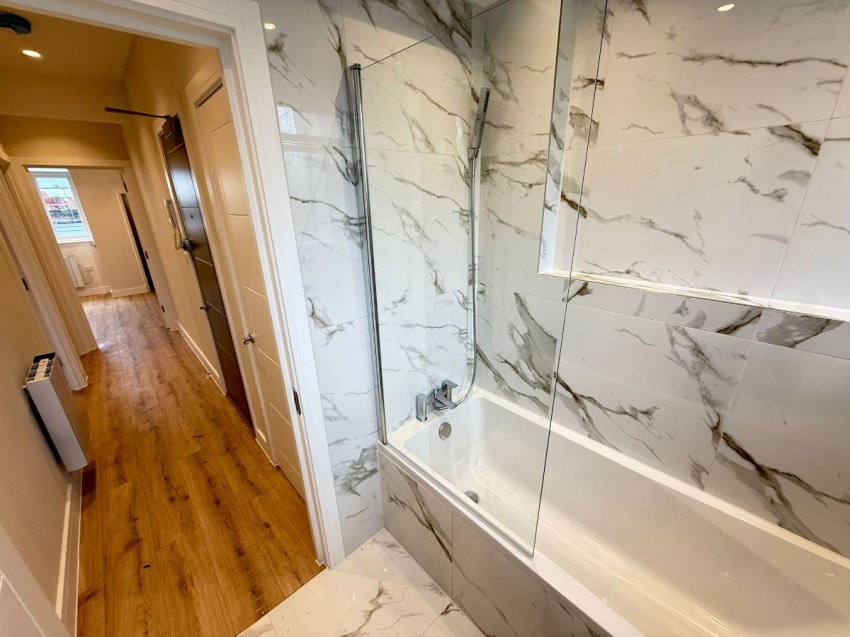 Images for Mottingham Road, London EAID:1234 BID:1234