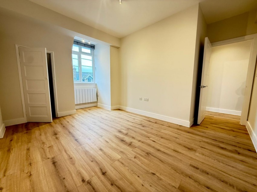 Images for Mottingham Road, London EAID:1234 BID:1234