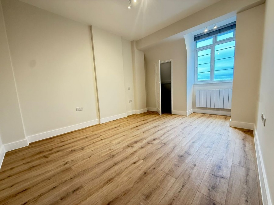Images for Mottingham Road, London EAID:1234 BID:1234