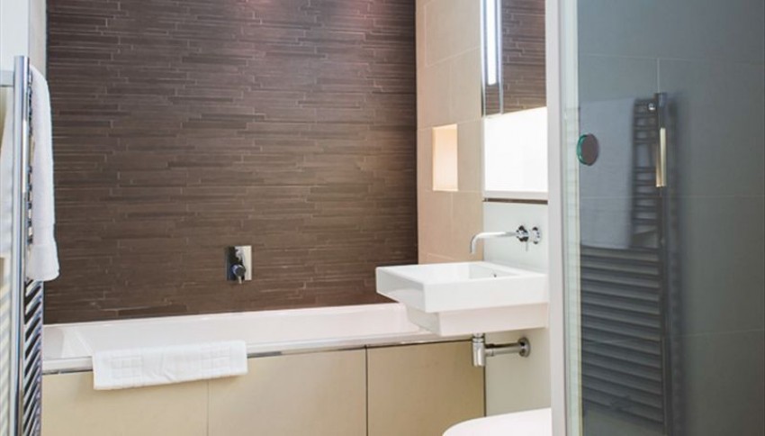 Images for Apartment .,  Green Street, London EAID:1234 BID:1234