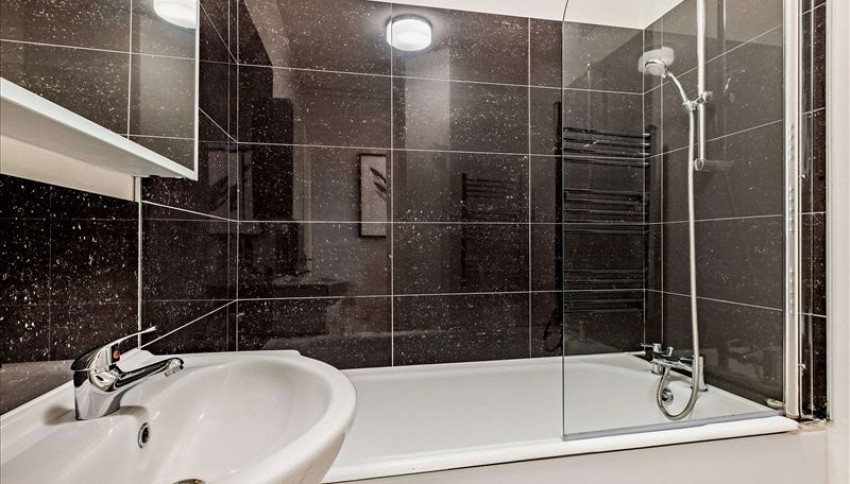 Images for Flat ,  Fulham Road, London EAID:1234 BID:1234