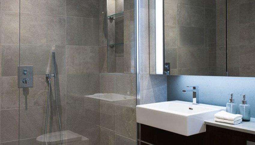 Images for Thornes House,  Charles Clowes Walk, London EAID:1234 BID:1234