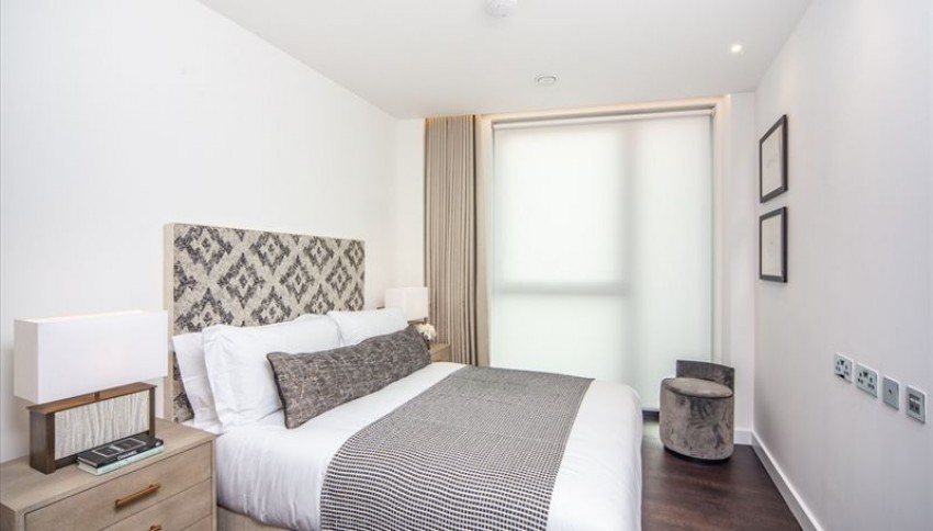 Images for Thornes House,  Charles Clowes Walk, London EAID:1234 BID:1234