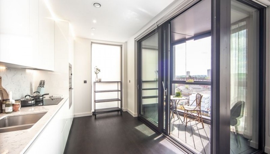 Images for Thornes House,  Charles Clowes Walk, London EAID:1234 BID:1234