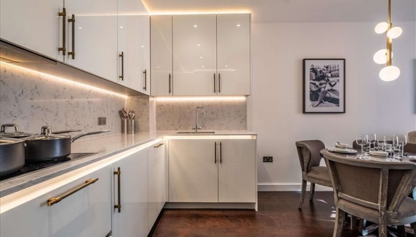 Images for Thornes House,  Charles Clowes Walk, London EAID:1234 BID:1234