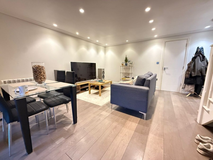 Images for Archway Road, London EAID:1234 BID:1234