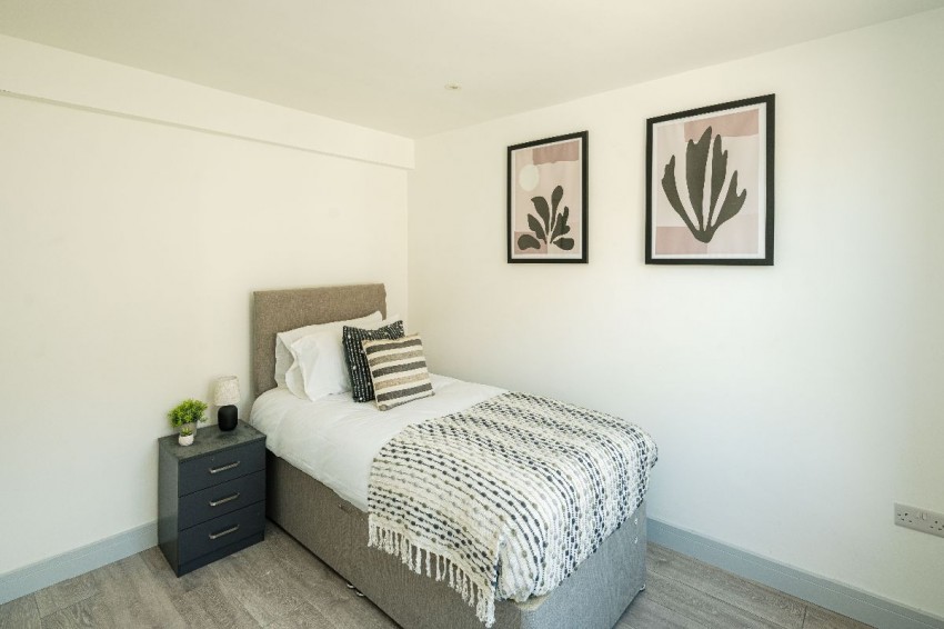 Images for Kentish Town Road EAID:1234 BID:1234