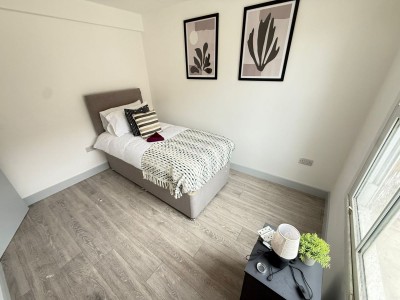 Images for Kentish Town Road EAID:1234 BID:1234