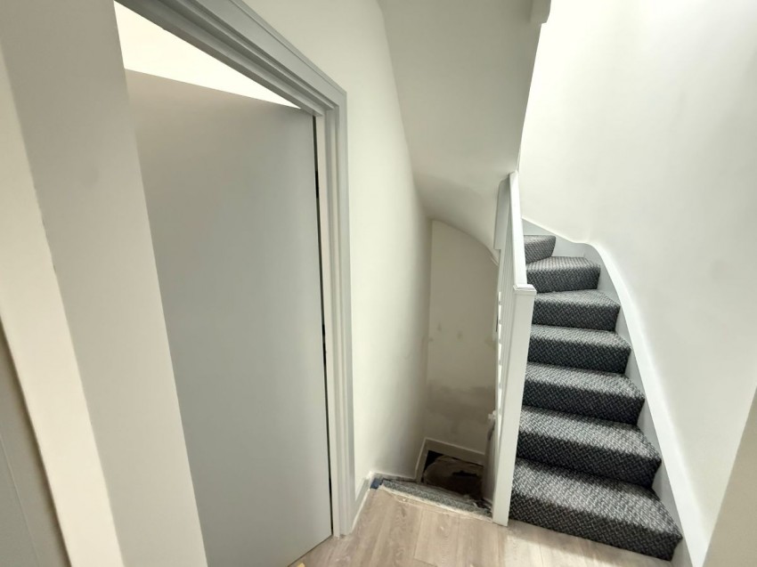 Images for Kentish Town Road EAID:1234 BID:1234