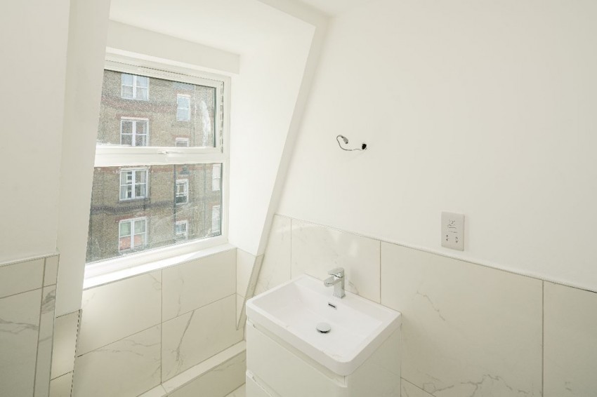 Images for Kentish Town Road EAID:1234 BID:1234