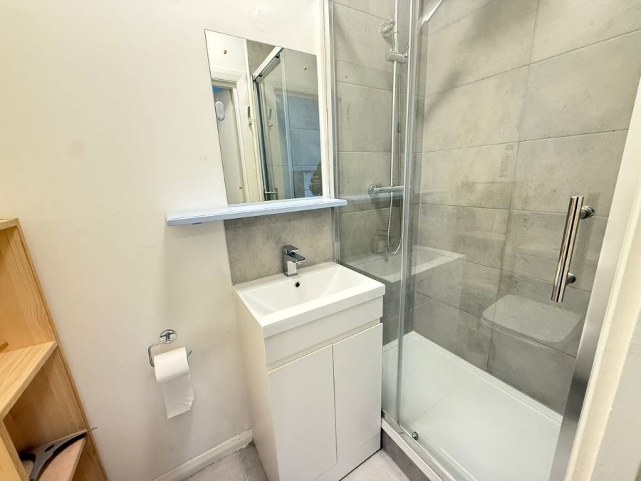 Images for Colney Hatch Lane, London EAID:1234 BID:1234