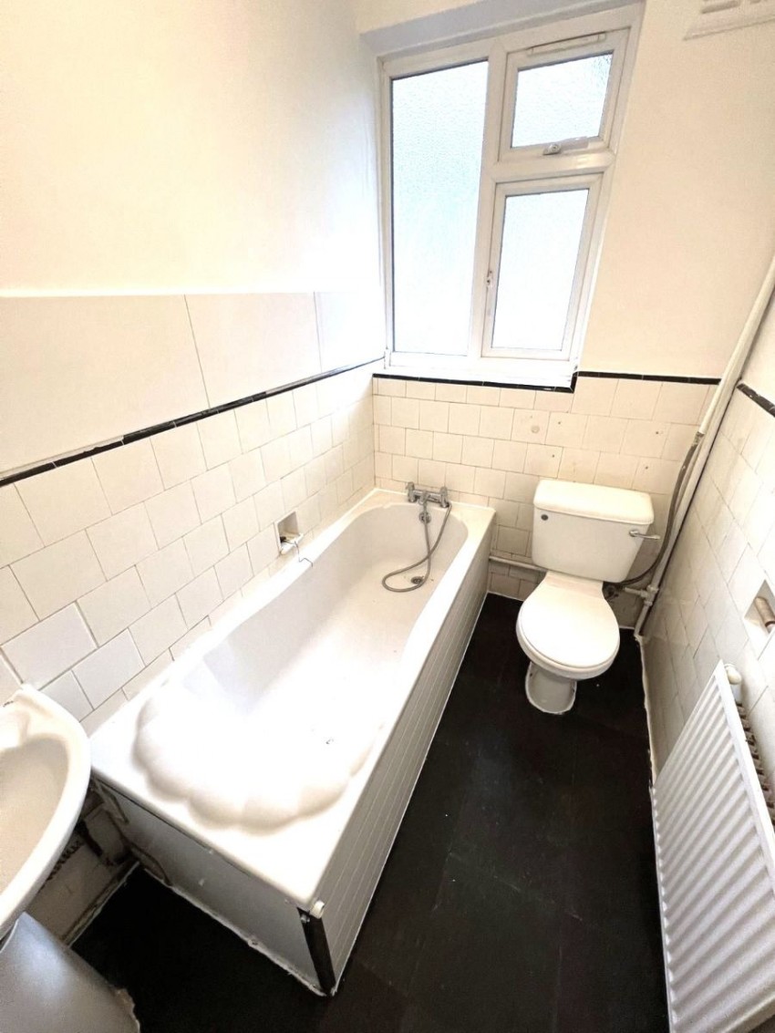 Images for Neasden Lane, London EAID:1234 BID:1234