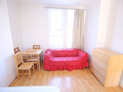 Images for Holloway Road, London EAID:1234 BID:1234