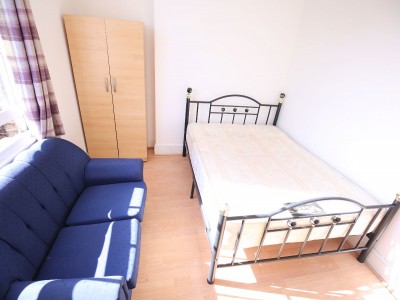 Images for Holloway Road, London EAID:1234 BID:1234