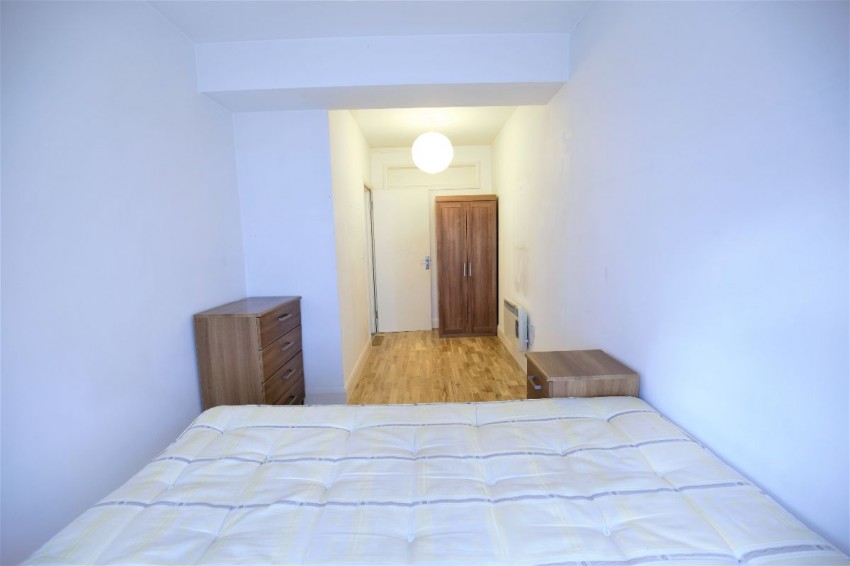 Images for Flat ,  Holloway Road, London EAID:1234 BID:1234