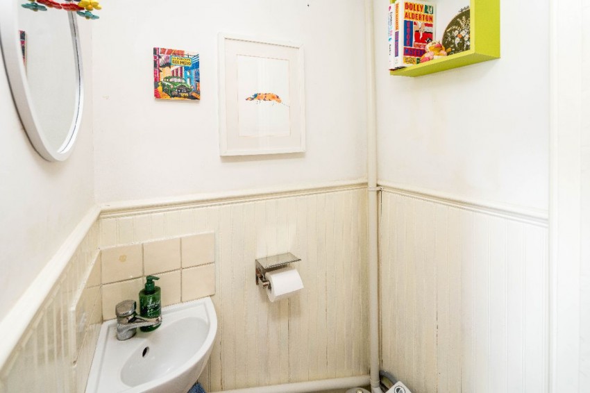 Images for Littlefield Road, Edgware EAID:1234 BID:1234