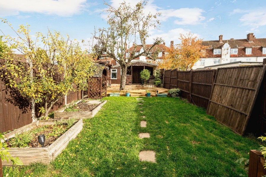 Images for Littlefield Road, Edgware EAID:1234 BID:1234